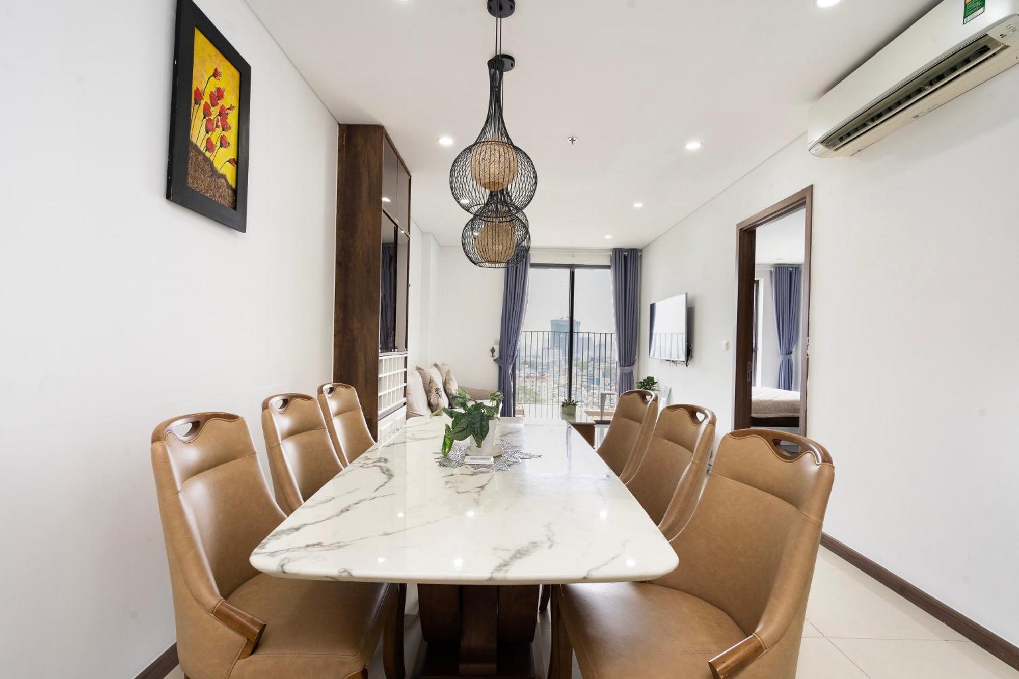Căn hộ Ni House - Hado Centrosa 2 Phong Ngu